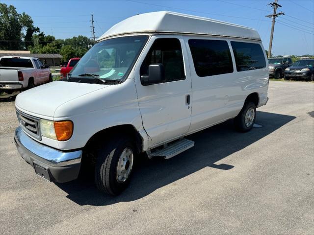 used 2005 Ford E350 Super Duty car, priced at $5,955