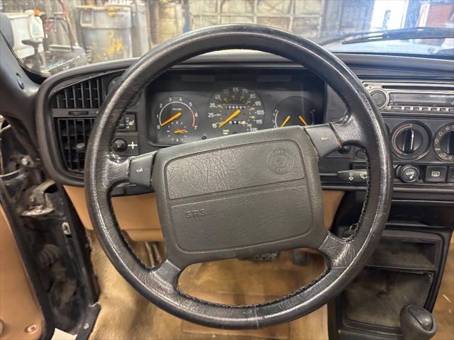 used 1992 Saab 900 car, priced at $4,450