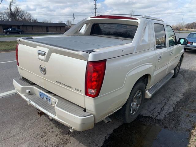 used 2005 Cadillac Escalade EXT car, priced at $7,950