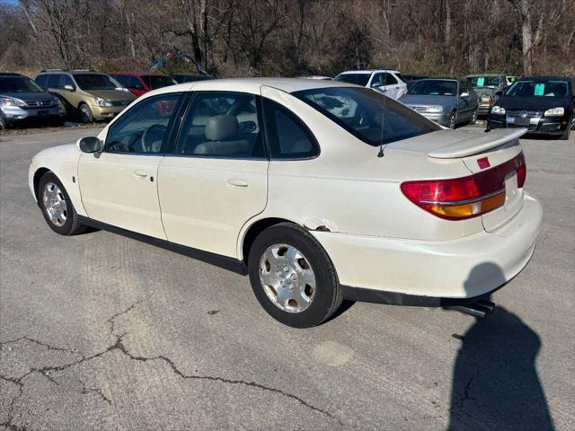 used 2001 Saturn L car, priced at $3,650