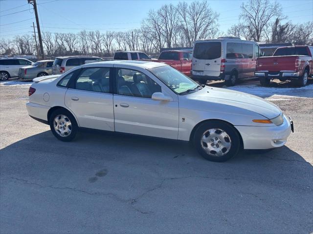 used 2001 Saturn L car, priced at $3,650