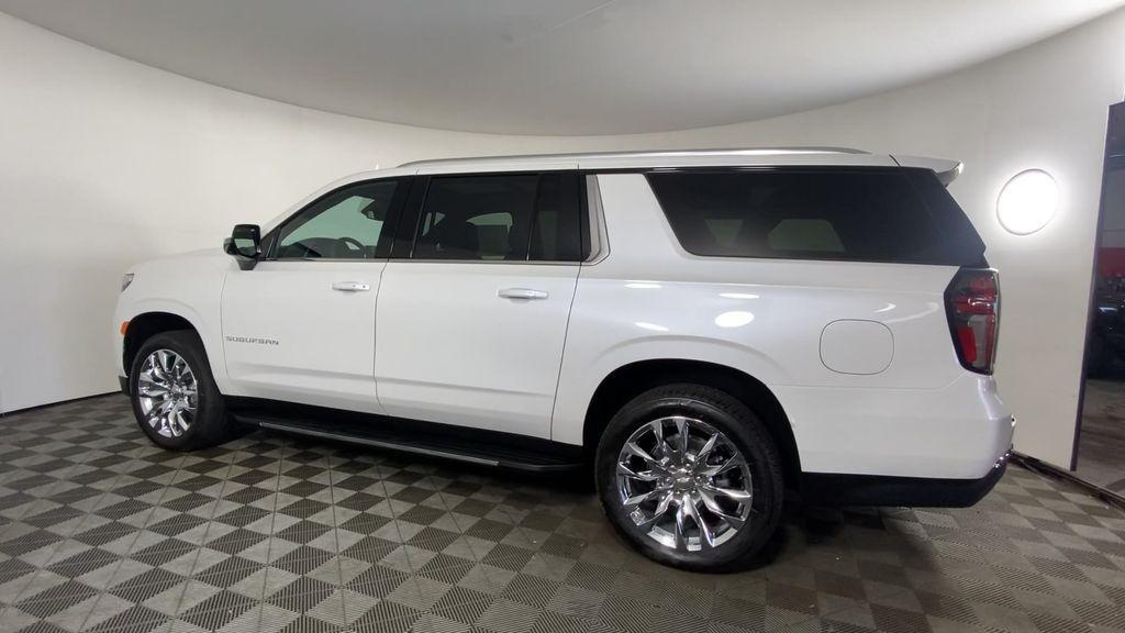 new 2024 Chevrolet Suburban car, priced at $75,919