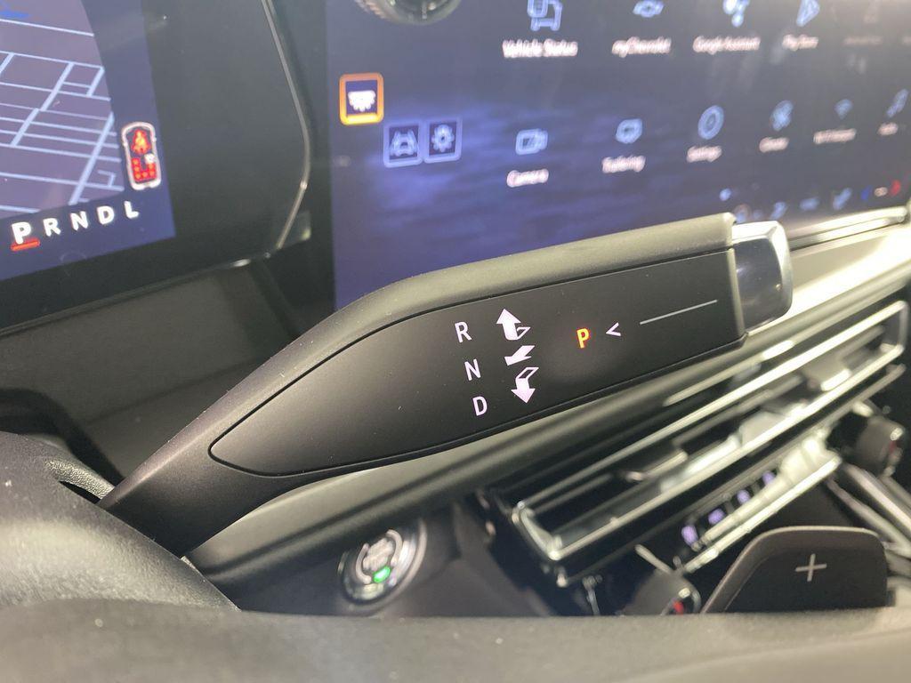 new 2026 Chevrolet Traverse car, priced at $45,615