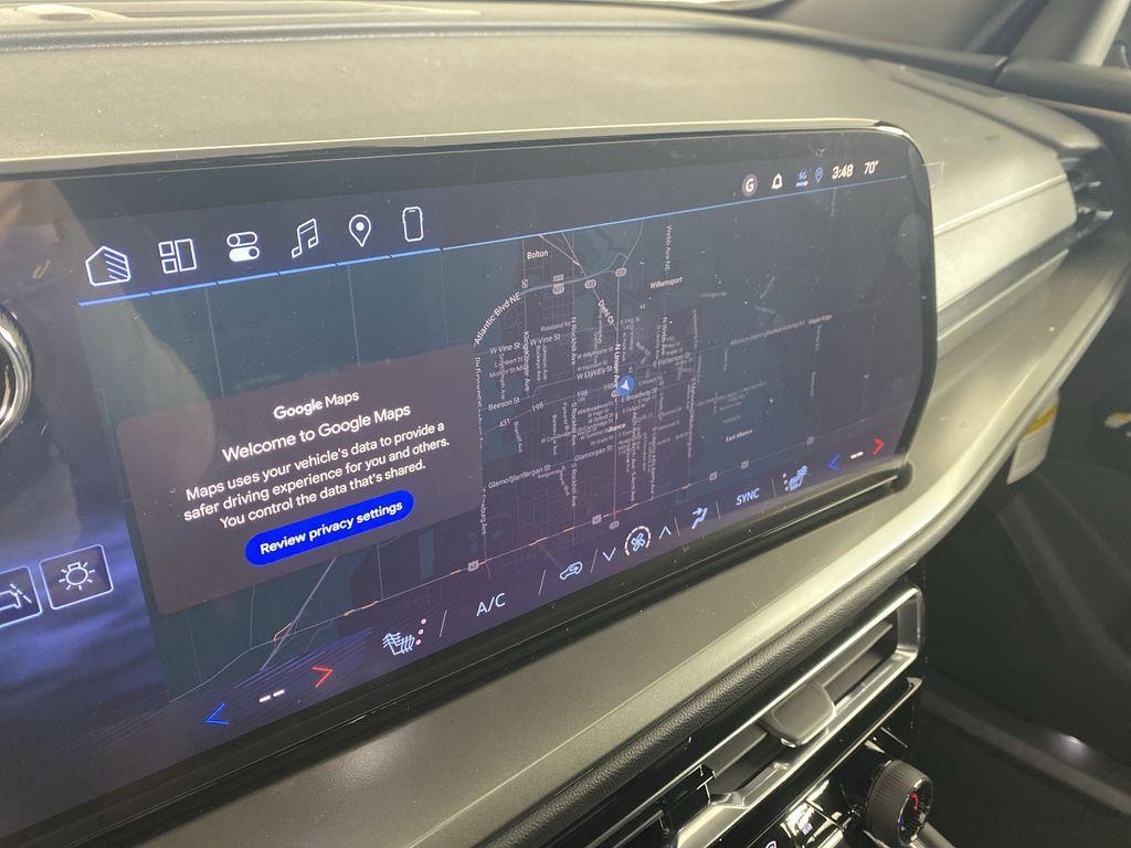 new 2026 Chevrolet Traverse car, priced at $45,615