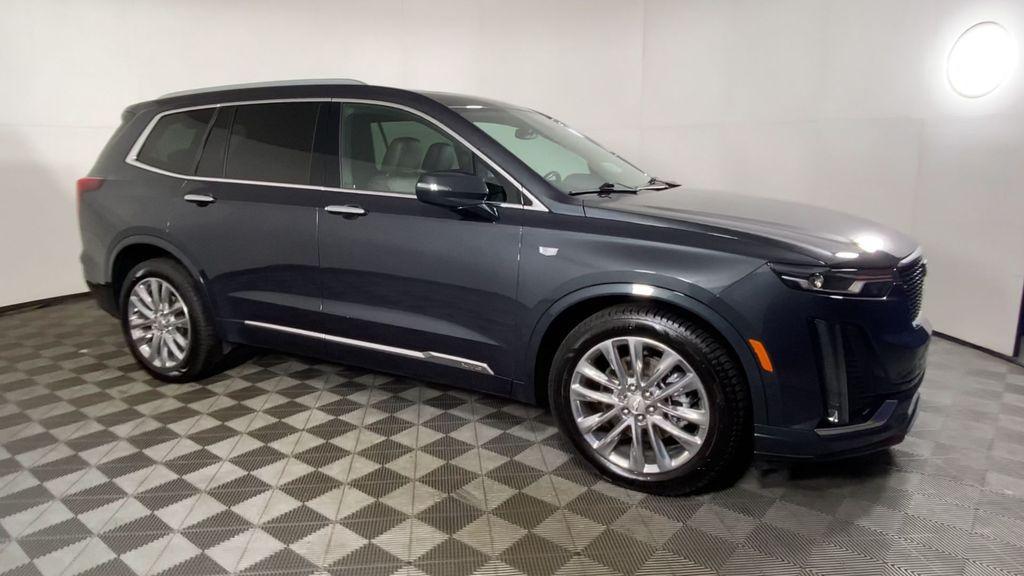 used 2021 Cadillac XT6 car, priced at $30,000