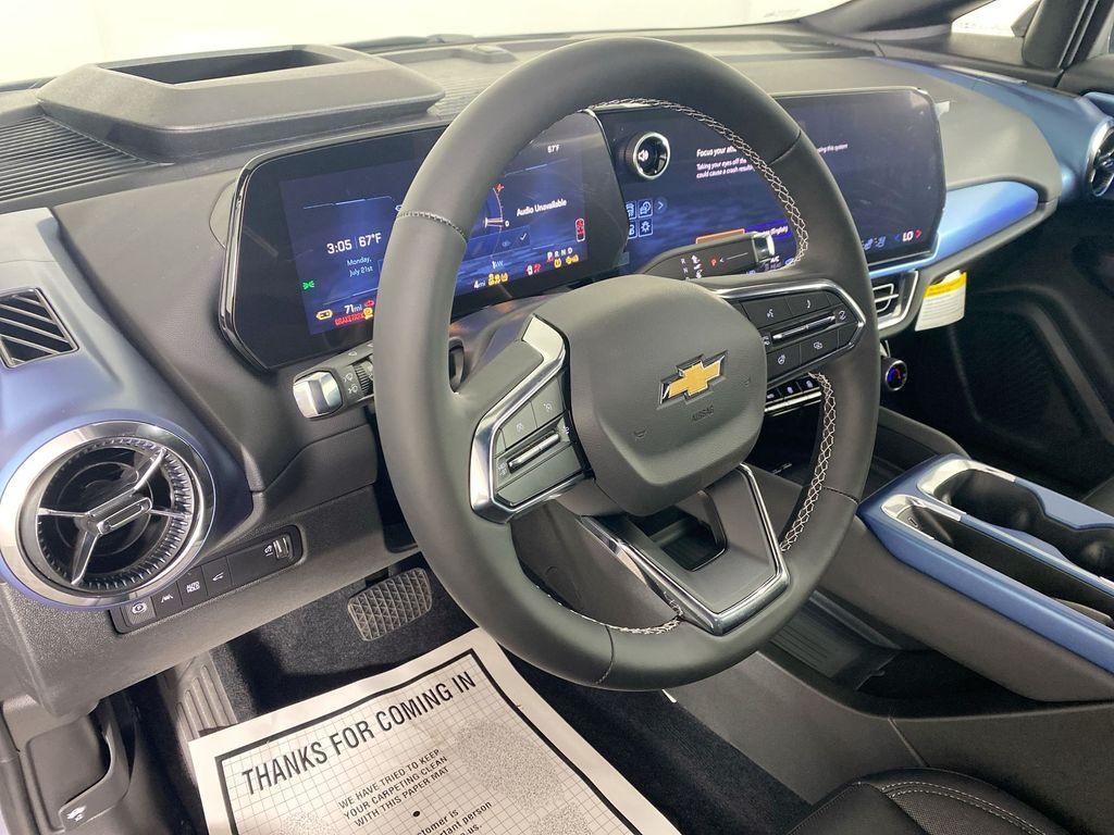 new 2025 Chevrolet Equinox EV car, priced at $44,085
