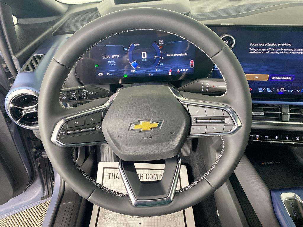 new 2025 Chevrolet Equinox EV car, priced at $44,085
