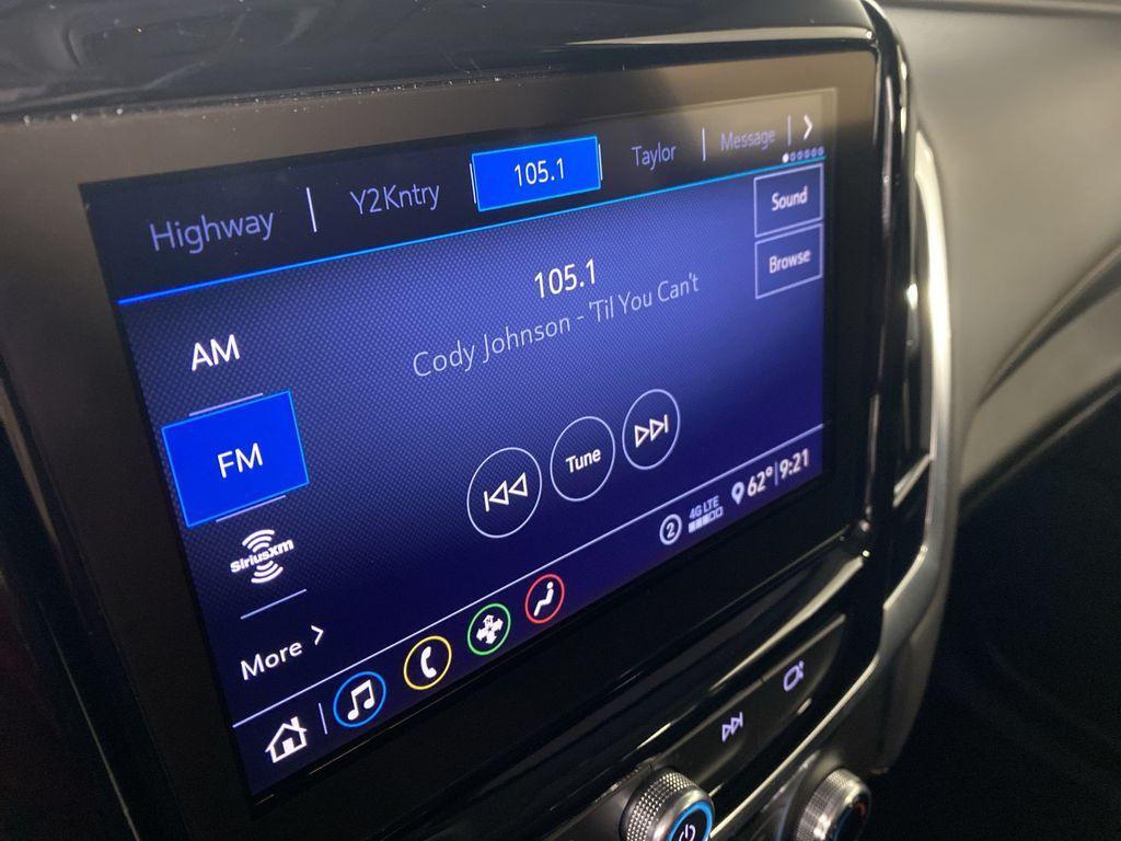 used 2021 Chevrolet Traverse car, priced at $23,000