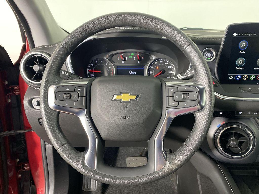 new 2025 Chevrolet Blazer car, priced at $36,454