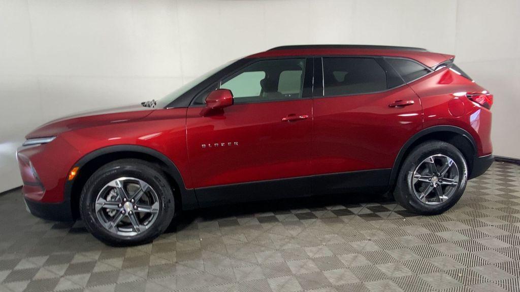new 2025 Chevrolet Blazer car, priced at $36,454