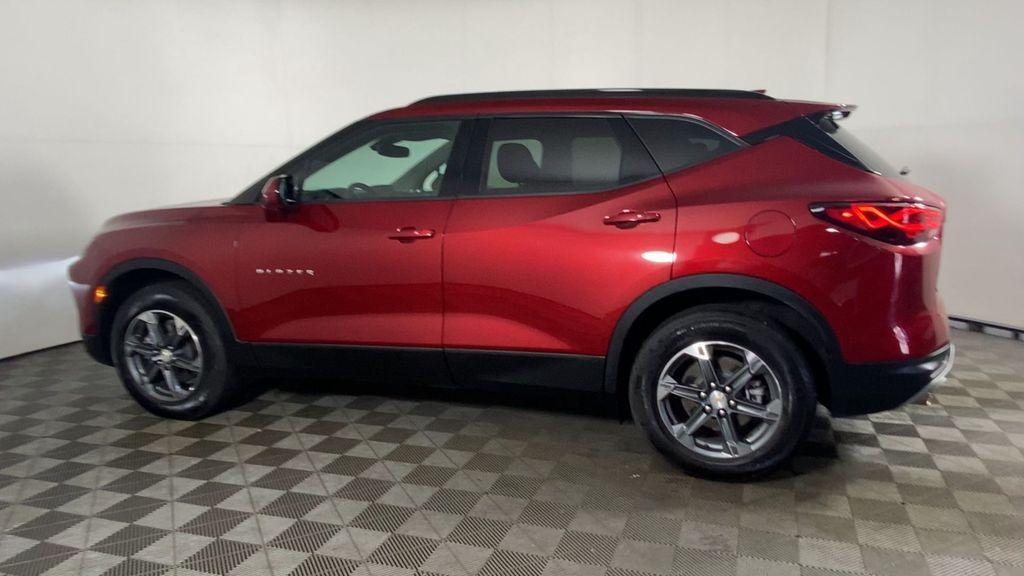 new 2025 Chevrolet Blazer car, priced at $36,454