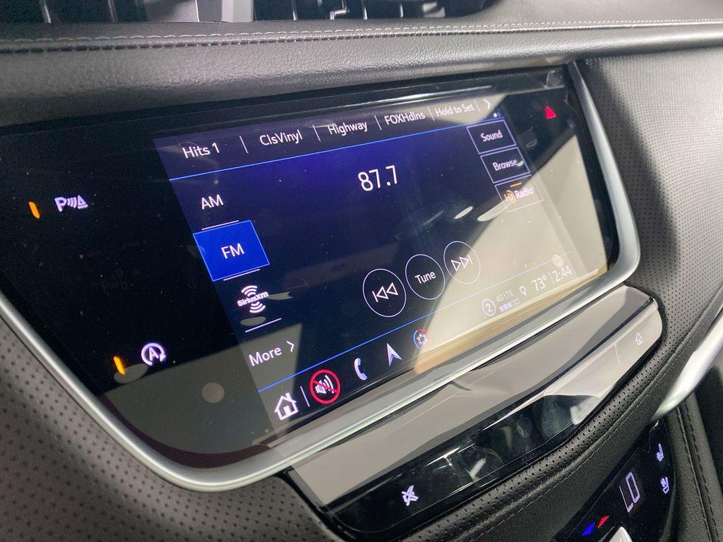 new 2025 Cadillac XT5 car, priced at $55,290
