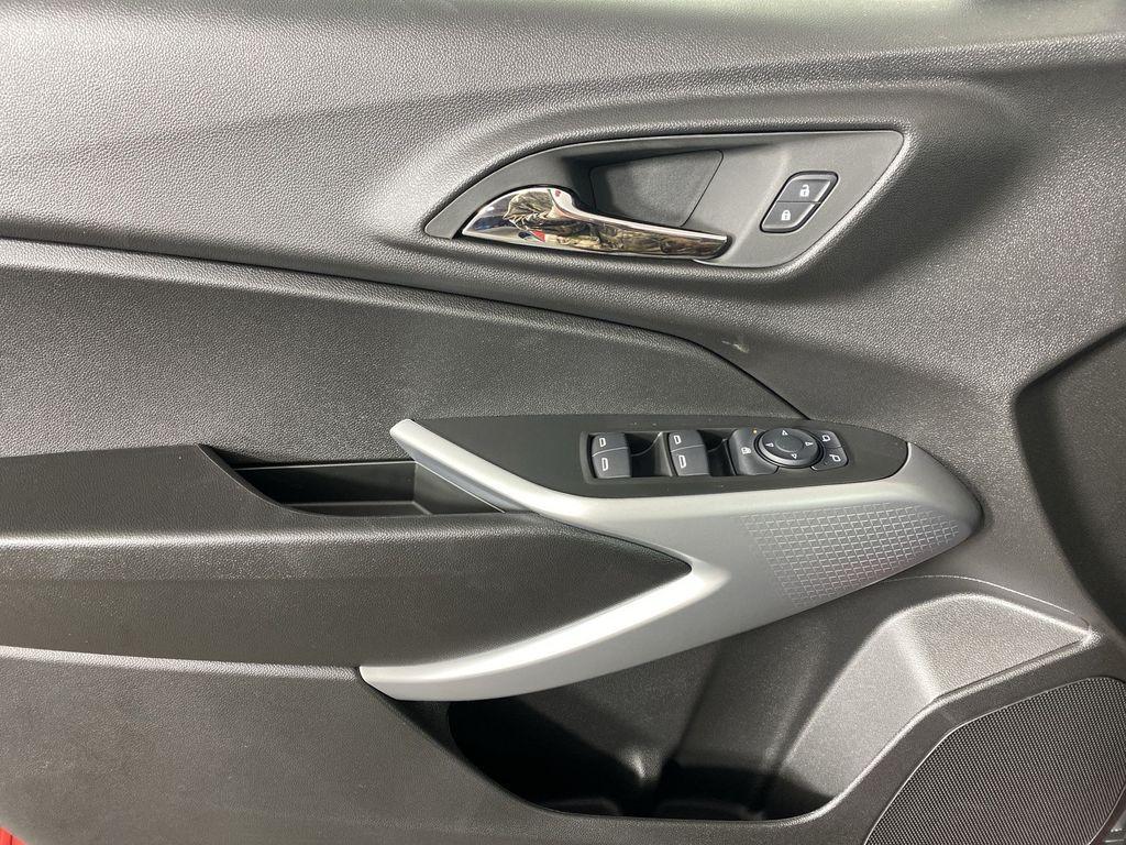 new 2026 Chevrolet Trax car, priced at $25,130