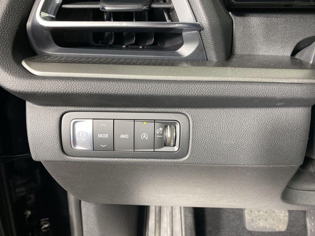 new 2026 Chevrolet Traverse car, priced at $49,630