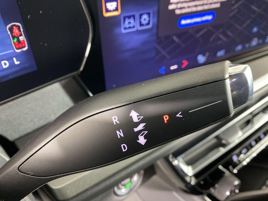 new 2026 Chevrolet Traverse car, priced at $49,630