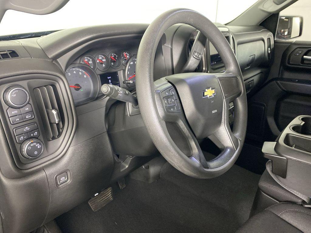 used 2023 Chevrolet Silverado 1500 car, priced at $32,000