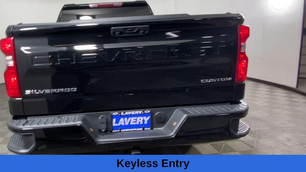 used 2023 Chevrolet Silverado 1500 car, priced at $32,000