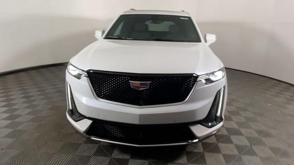 new 2025 Cadillac XT6 car, priced at $62,090