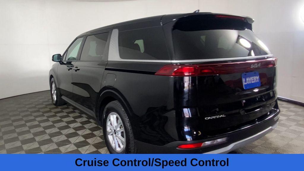 used 2023 Kia Carnival car, priced at $28,000