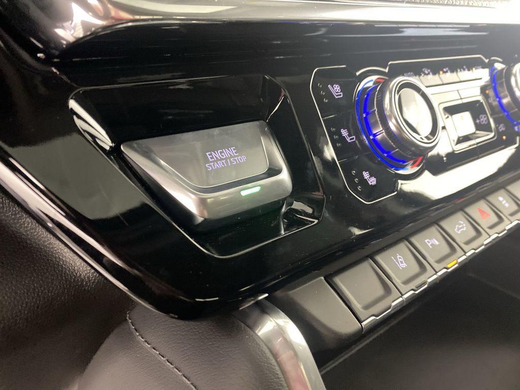 new 2025 GMC Sierra 2500 car, priced at $80,124