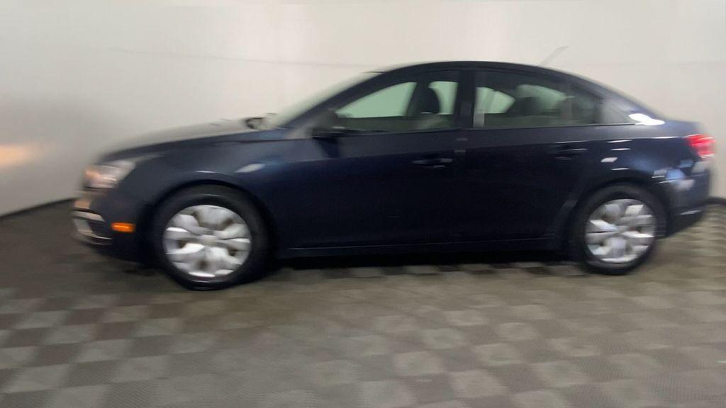 used 2016 Chevrolet Cruze Limited car, priced at $8,250