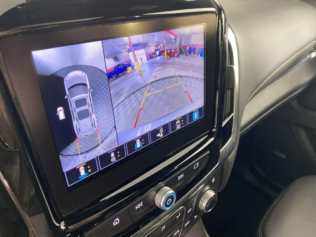 used 2023 Chevrolet Traverse car, priced at $40,000