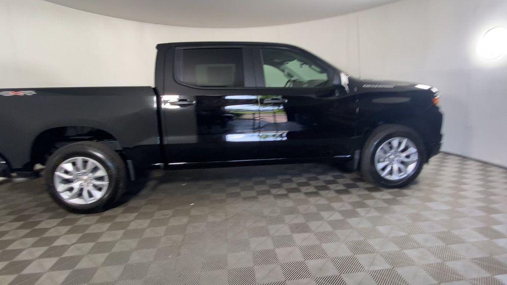 new 2025 Chevrolet Silverado 1500 car, priced at $46,070