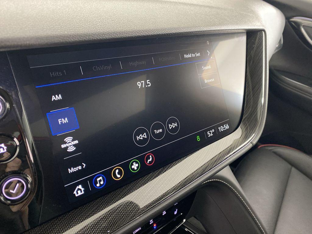 used 2022 Buick Envision car, priced at $26,000