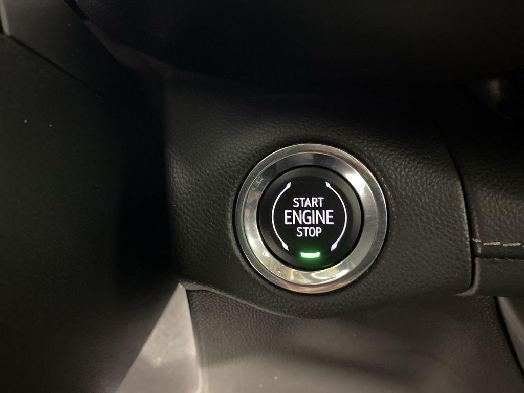 used 2022 Buick Envision car, priced at $26,000
