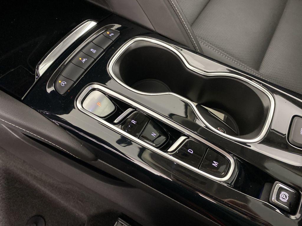 used 2022 Buick Envision car, priced at $26,000