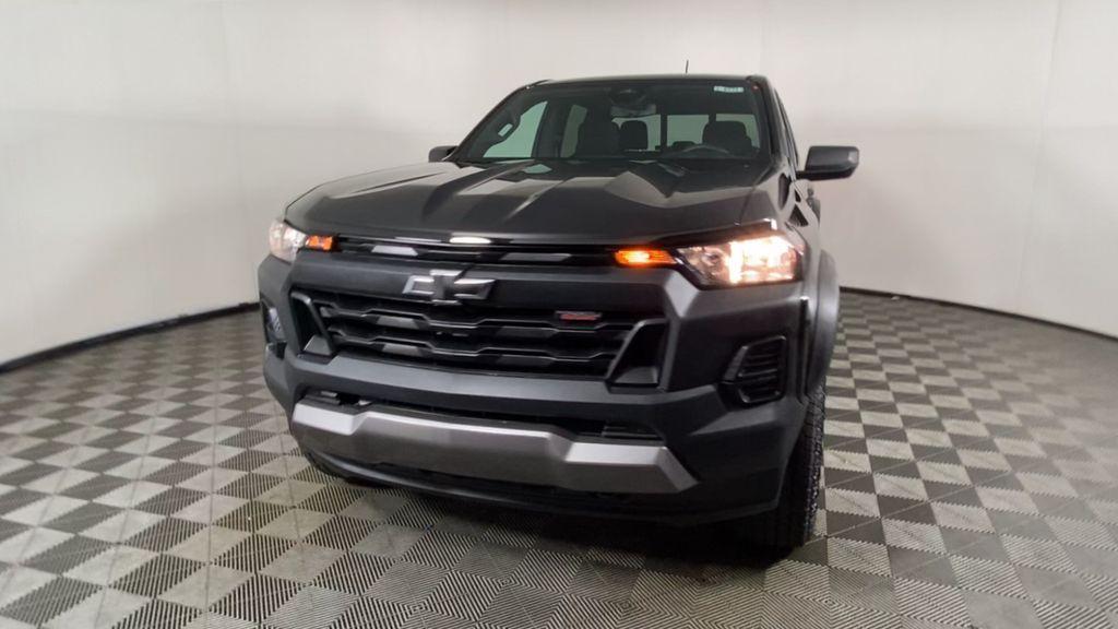 new 2024 Chevrolet Colorado car, priced at $41,060