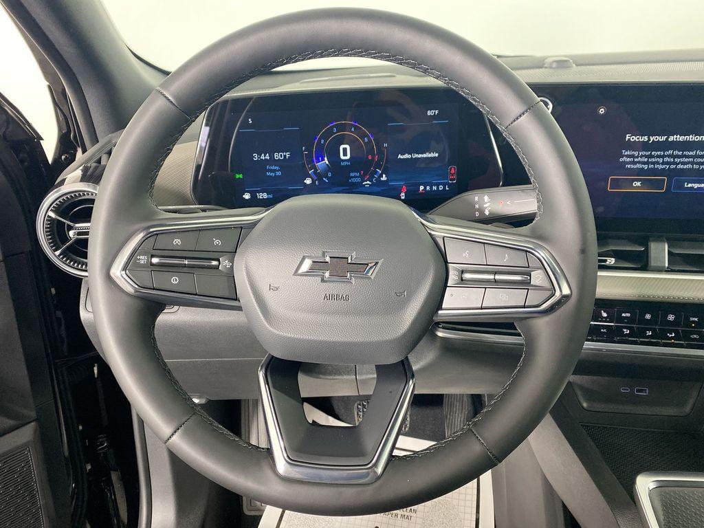 new 2026 Chevrolet Equinox car, priced at $33,090