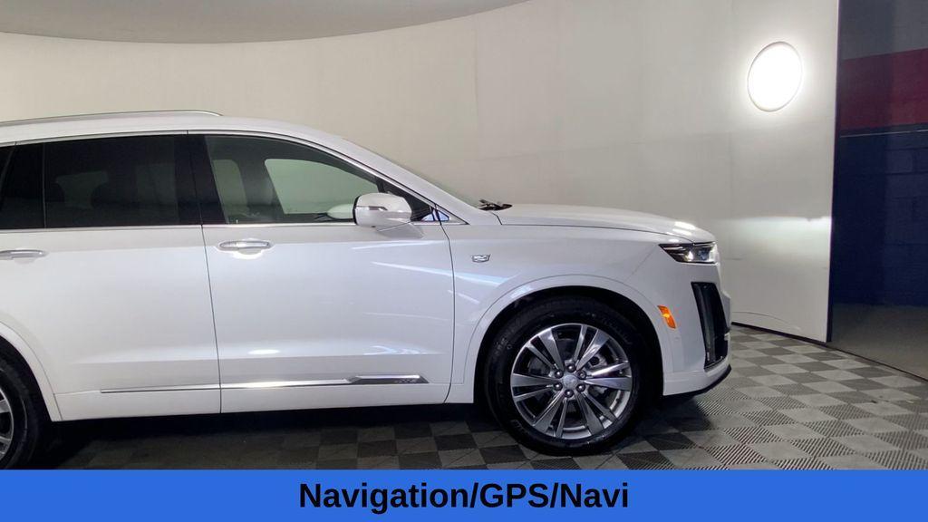 used 2025 Cadillac XT6 car, priced at $54,000