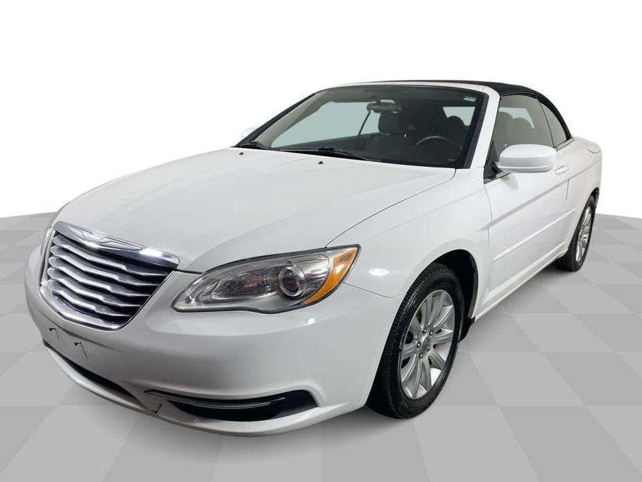 used 2013 Chrysler 200 car, priced at $9,000