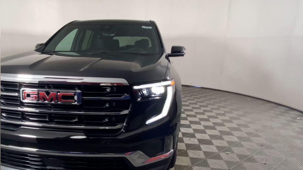 new 2026 GMC Acadia car, priced at $49,975