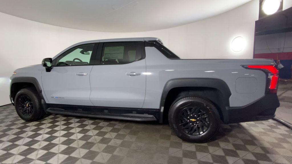 new 2025 Chevrolet Silverado EV car, priced at $77,935