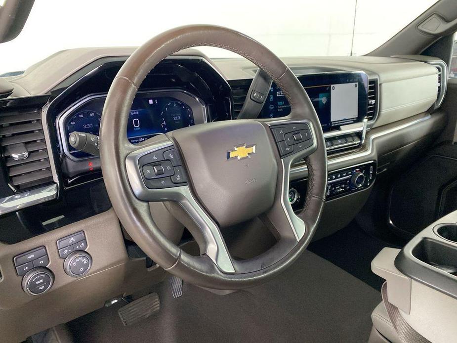 used 2022 Chevrolet Silverado 1500 car, priced at $32,000