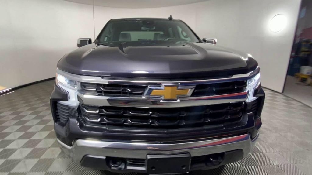 used 2022 Chevrolet Silverado 1500 car, priced at $32,000