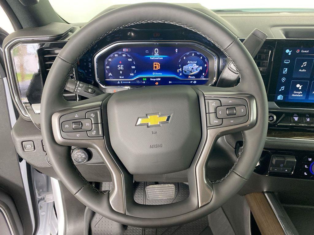 new 2025 Chevrolet Silverado 3500 car, priced at $90,253