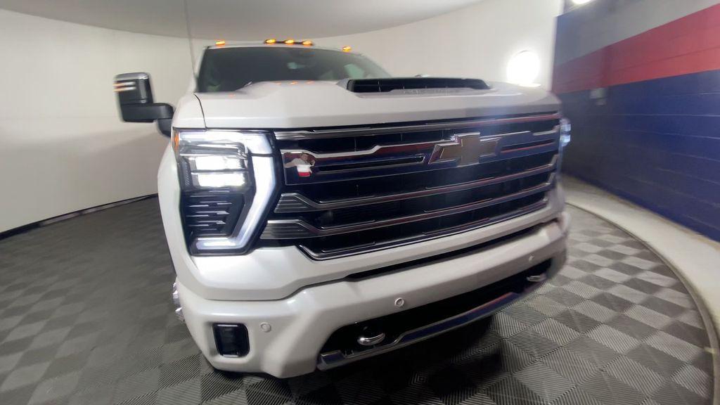 new 2025 Chevrolet Silverado 3500 car, priced at $90,253