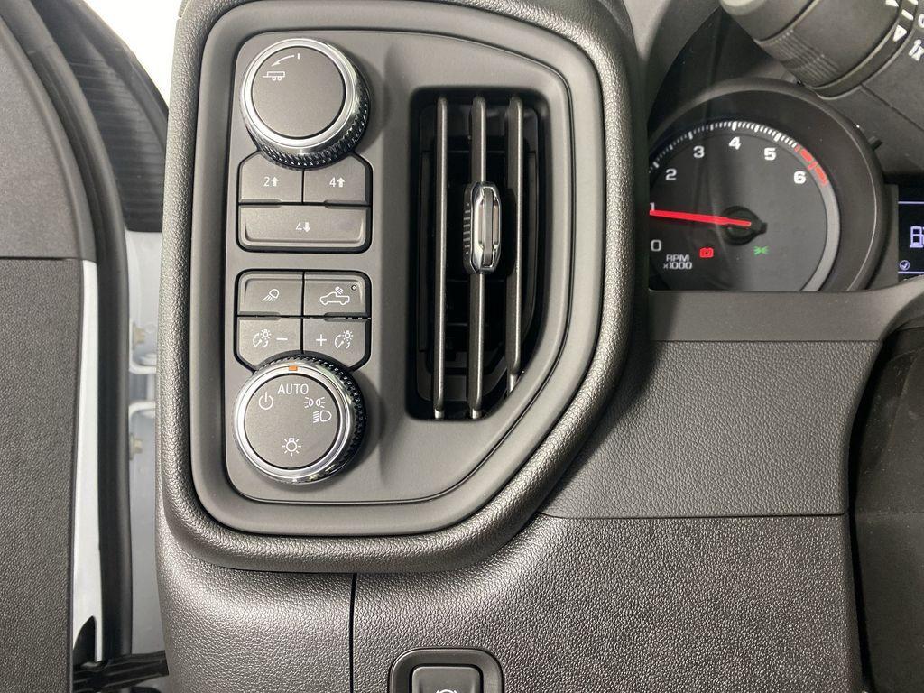 new 2025 GMC Sierra 2500 car, priced at $53,120