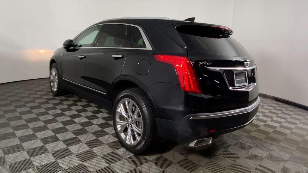 used 2017 Cadillac XT5 car, priced at $16,000