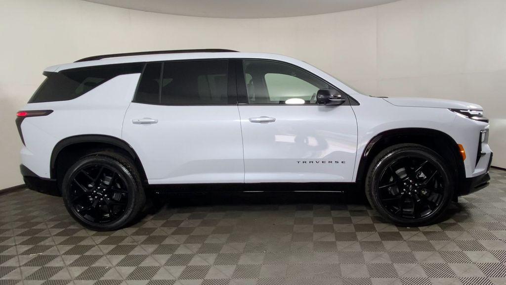 new 2026 Chevrolet Traverse car, priced at $62,390