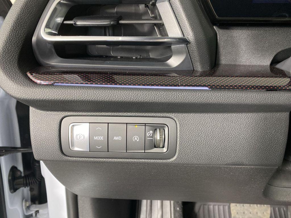 new 2026 Chevrolet Traverse car, priced at $62,390