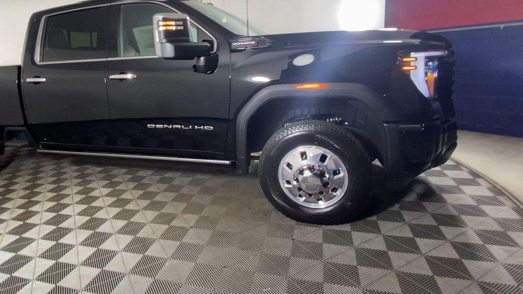 new 2025 GMC Sierra 3500 car, priced at $104,909