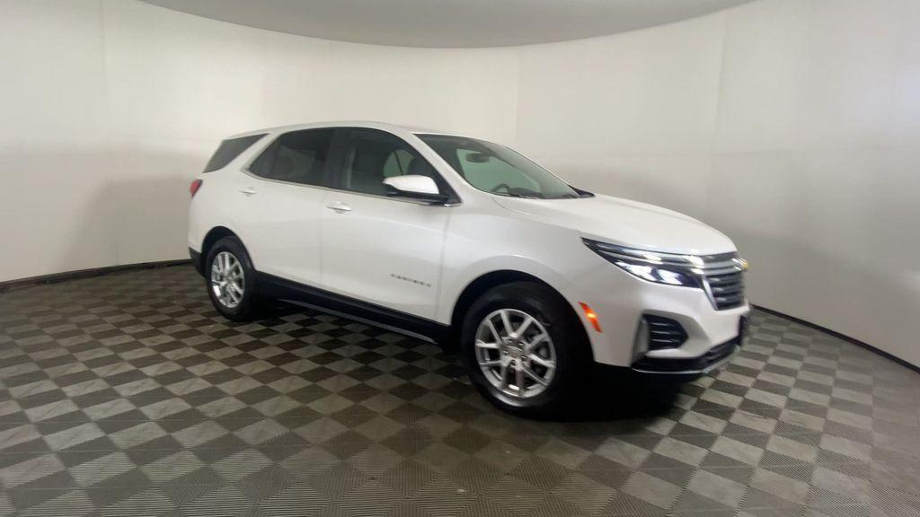 used 2024 Chevrolet Equinox car, priced at $25,000