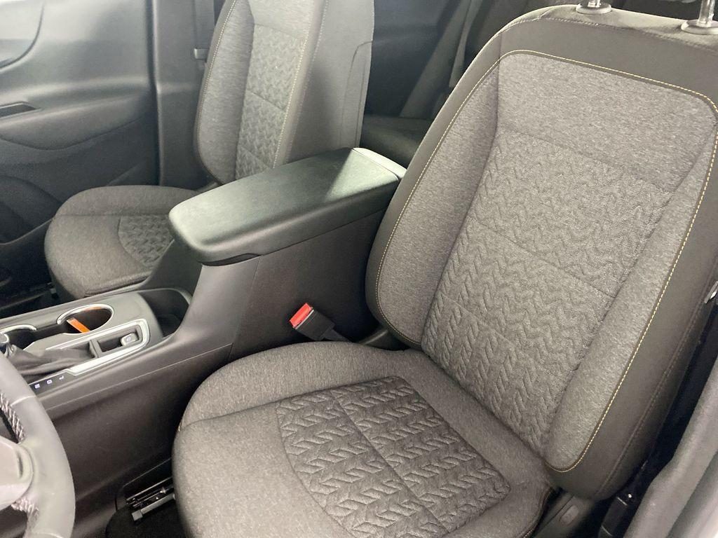 used 2024 Chevrolet Equinox car, priced at $25,000