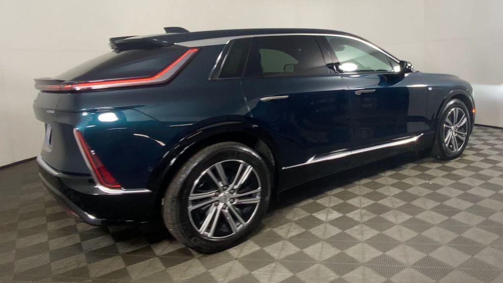 used 2025 Cadillac LYRIQ car, priced at $43,000
