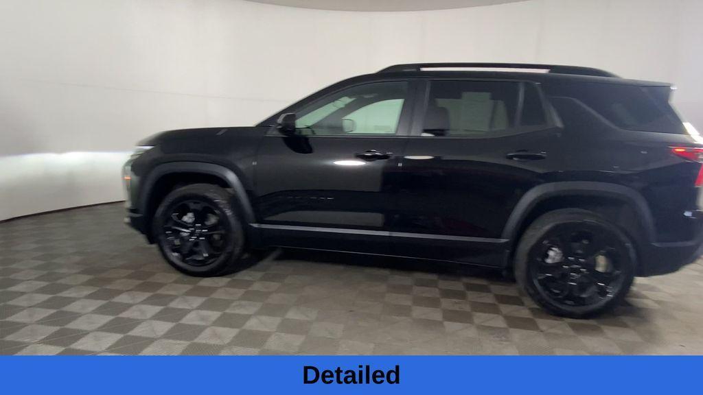 used 2025 Chevrolet Equinox car, priced at $30,500