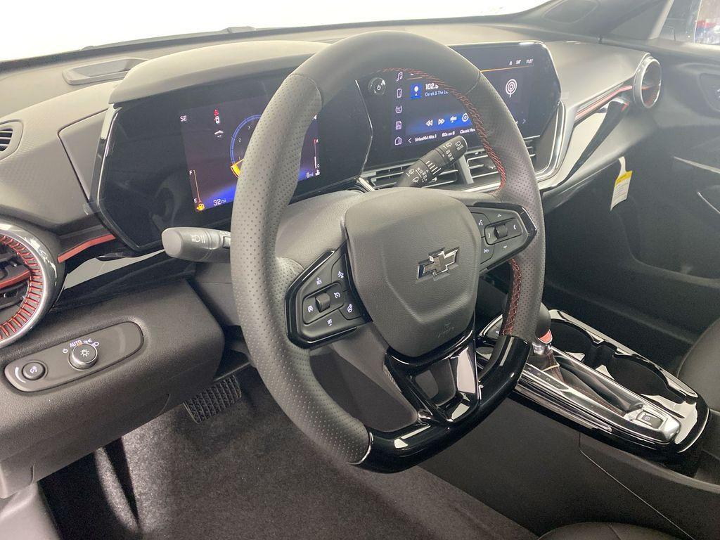 new 2025 Chevrolet Trax car, priced at $26,892